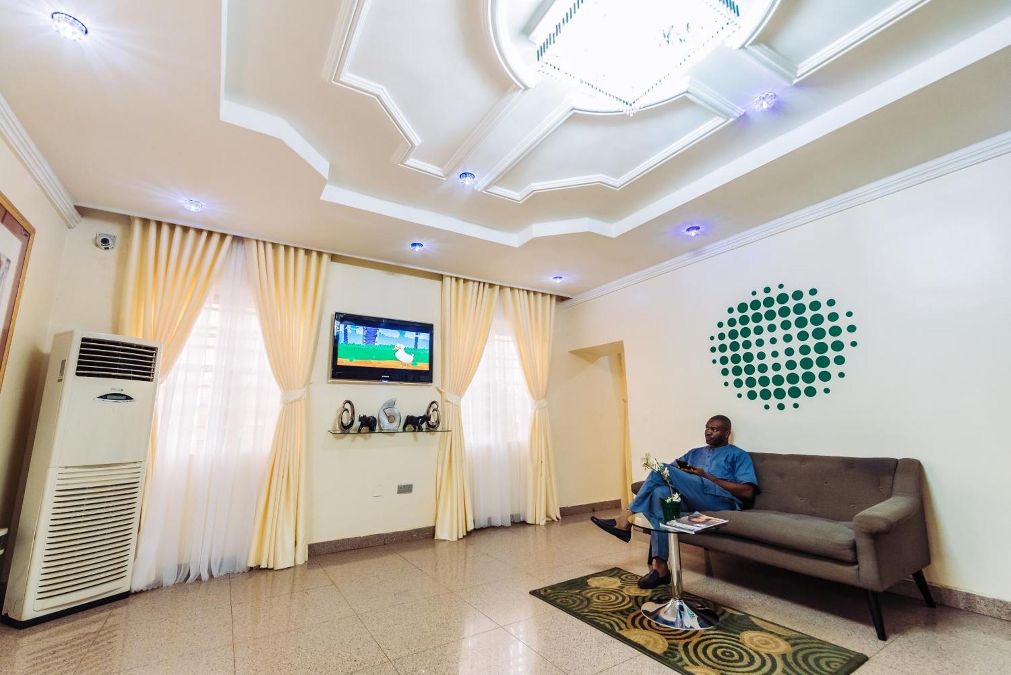 Tranquil Mews Hotel Jabi Экстерьер фото