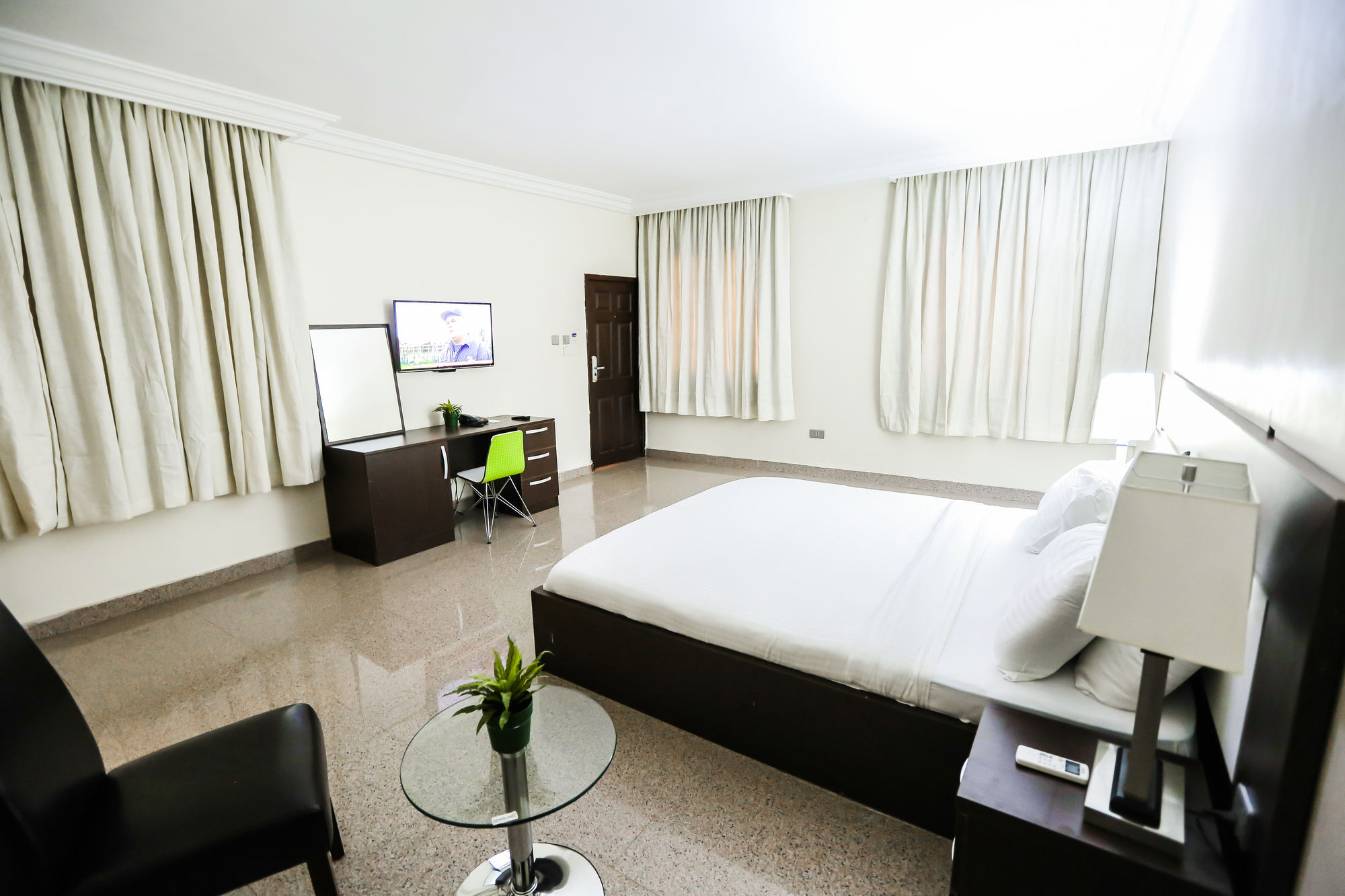 Tranquil Mews Hotel Jabi Экстерьер фото